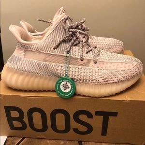 NEED GONE yeezy boosts